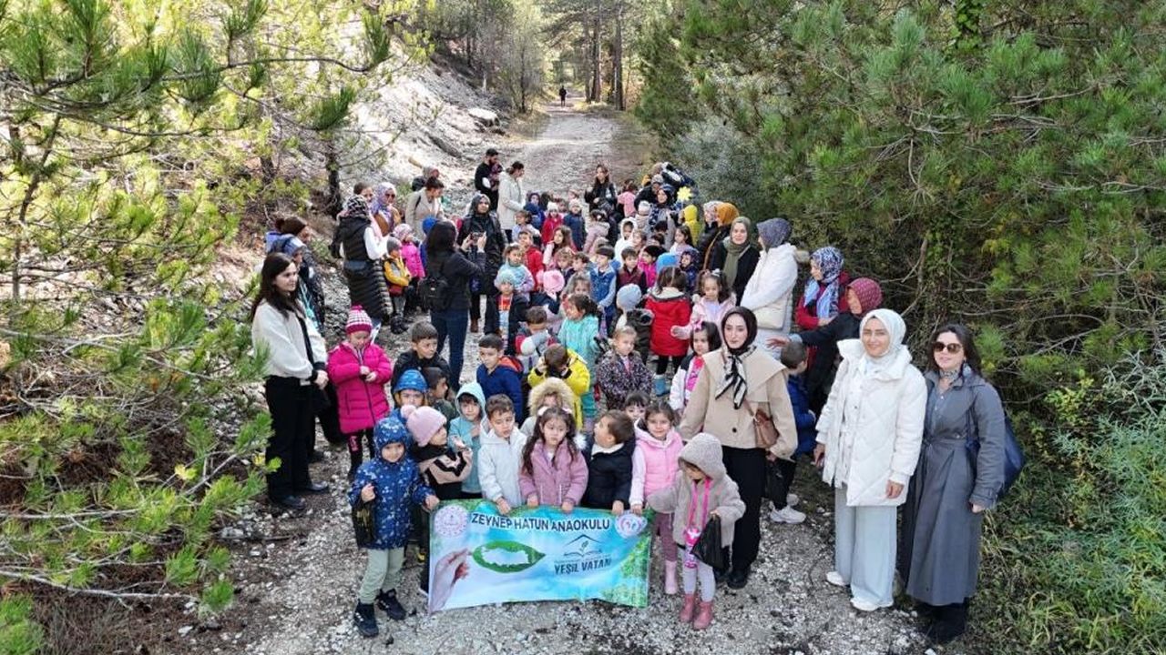 BOLU'DA MİNİKLERE DOĞA SEVGİSİ AŞILANDI