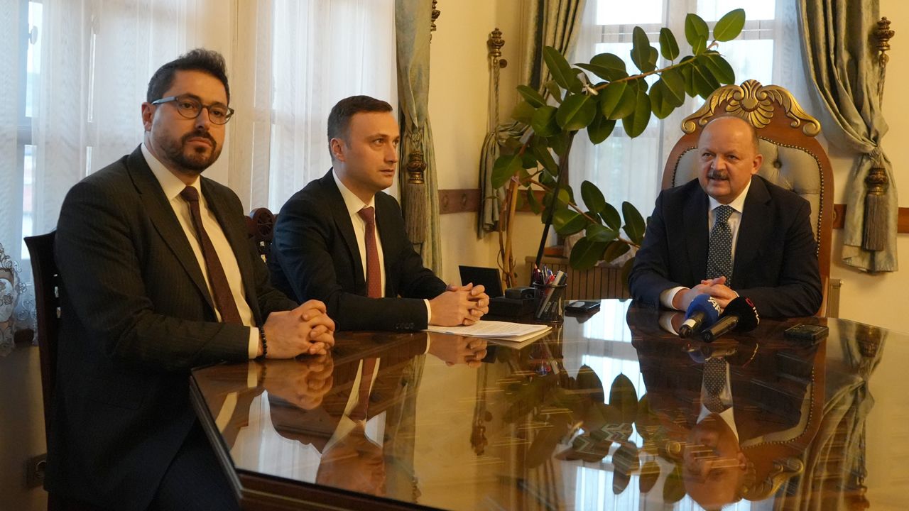 KASTAMONU TURİZMİNE KATKI SAĞLAYAK 3 PROJENİN SÖZLEŞMESİ İMZALANDI