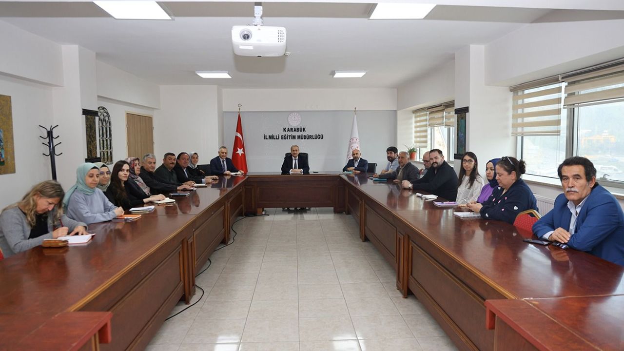 İL MİLLÎ EĞİTİM MÜDÜRÜ NEVZAT AKBAŞ, KURUM İÇİ İŞLEYİŞİ DEĞERLENDİRDİ