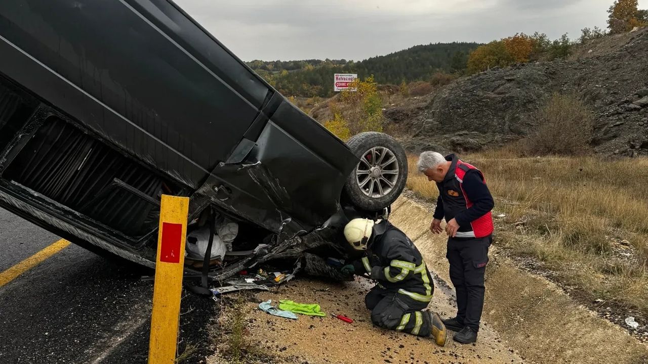 TAKLA ATAN TİCARİ ARACIN SÜRÜCÜSÜ YARALANDI