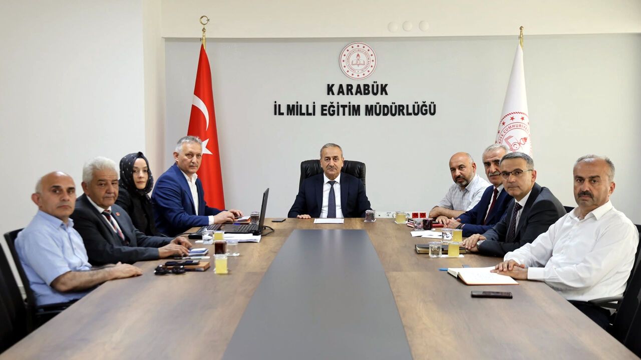 KARABÜK'TE LGS HAZIRLIKLARI MASAYA YATIRILDI