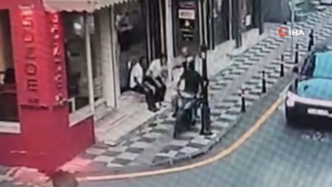POLİSTEN KAÇAN SÜRÜCÜ VALİ YARDIMCISINA ÇARPTI