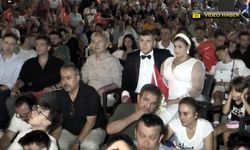 DÜĞÜNDEN ÇIKAN GELİNLE DAMAT MİLLİ MAÇI İZLEDİ