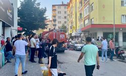 APARTMANDA ÇIKAN YANGINDA 1 KİŞİ HASTANELİK OLDU