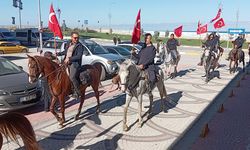 İSTİKLAL YOLU'NDA ANLAMLI YÜRÜYÜŞ