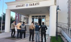 KASTAMONU'DA 2 UYUŞTURUCU ZANLISI TUTUKLANDI