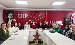 CHP KARABÜK İL KADIN KOLLARI’NDAN DÜNYA ÇOCUK HAKLARI GÜNÜ AÇIKLAMASI