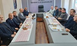 DEVREK AK PARTİ İLÇE BAŞKANI GAZETECİLERLE BİR ARAYA GELDİ