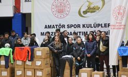 BOLU'DA AMATÖR SPOR KULÜPLERİNE MALZEME DAĞITILDI