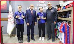 ŞAMPİYON SPORCULARDAN COŞKUN GÜVEN'E ZİYARET