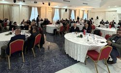 İŞ DÜNYASI VE GELECEK VİZYONU ZİRVESİ ESKİPAZAR'DA GERÇEKLEŞTİ