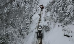 KASTAMONU'DA 2 METREYİ AŞAN KARDA YOĞUN MESAİ
