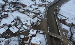 ULUKAYA ŞELALESİNDE KAR GÜZELLİĞİ