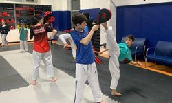 GENÇLER İÇİN TEAKWONDO ANTRENMANLARI SÜRÜYOR