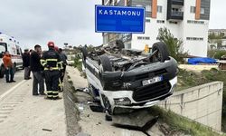 TIRLA MİNİBÜS ÇARPIŞTI: 10 YARALI