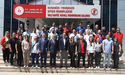 ANTRENÖRLERLE DEĞERLENDİRME TOPLANTISI GERÇEKLEŞTİRİLDİ