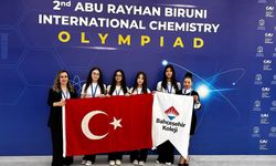 KARABÜK BAHÇEŞEHİR KOLEJİ ÖĞRENCİLERİ ÖZBEKİSTAN'DA KİMYA OLİMPİYATLARINDA