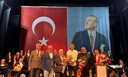 ÇAYCUMA'DA TÜRK HALK MÜZİĞİ KONSERİ YAPILDI