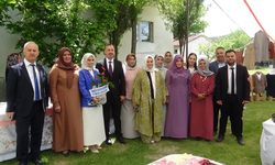 HALK EĞİTİM MERKEZİNDE EL İŞİ ÖĞRENEN HANIMLAR SERGİ AÇTI