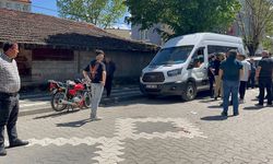İHSANGAZİ'DE MOTOSİKLETTEN DÜŞEN SÜRÜCÜ YARALANDI