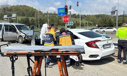 BOLU'DA TRAFİK KAZASI: 10 YARALI