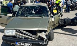 2 AYRI TRAFİK KAZASINDA 2 YARALI