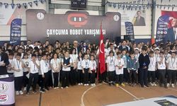 ÇAYCUMA'DA ROBOT YARIŞMASI DÜZENLENDİ