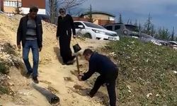 YOLA TEPKİ VİDEOSU ÇEKERKEN BİR KİŞİ DAHA DÜŞTÜ