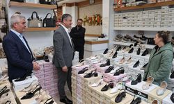 KARABÜK VALİSİ YAVUZ ESNAFLA BULUŞMAYA DEVAM EDİYOR