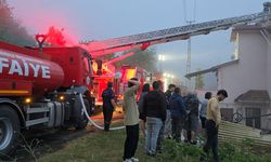 ZONGULDAK'IN EREĞLİ İLÇESİNDE ÇATI YANGINI