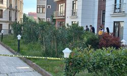 ZONGULDAK'TA GENÇ KADIN APARTMAN ÖNÜNDE ÖLÜ OALRAK BULUNDU