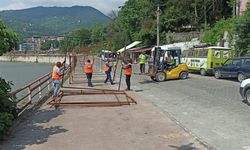 DEVREK'TE ALIŞVERİŞ STANDLARI KURULMAYA BAŞLANDI