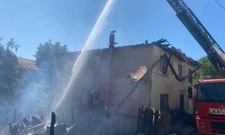OCAKTAN SIÇRAYAN KIVILCIMLARDAN 5 EV YANDI