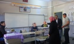 ÇANKIRI'DA VATANDAŞLAR SANDIK BAŞINA GİTTİ