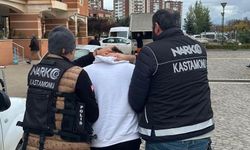 YATAK ALTINDAKİ UYUŞTURUCU İLE YAKALANAN SANIĞIN YARGILANMASINA DEVAM EDİLDİ