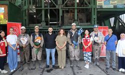 ZONGULDAK'TA BABALAR GÜNÜNDE OCAKTAN ÇIKAN BABALARINA KOŞTULAR