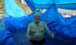 SICAKTAN BUNALIP BAHÇESİNE KENDİ AQUAPARKINI YAPTI