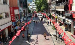 KARABÜK'TE "TERÖRSÜZ TÜRKİYE" YE AY YILDIZLI BAYRAKLA DESTEK