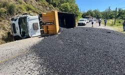 BOZKURT'TA ASFALT YÜKLÜ KAMYON DEVRİLDİ 1 YARALI