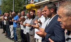 BAŞKAN ÇETİNKAYA ESNAF DUASINA KATILDI