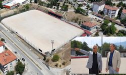 5000 EVLER'DEKİ FUTBOL SAHASI ZEMİNİ YENİLENİYOR