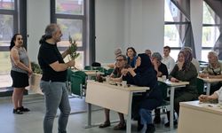 ZONGULDAK'TA 60 YAŞ ÜSTÜ BİREYLER ÜNİVERSİTE SIRALARINDA