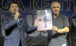 BAKAN TUNÇ'U DUYGULANDIRAN HEDİYE