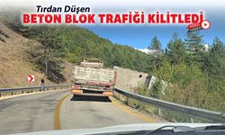 KARABÜK-BARTIN YOLUNDA BETON BLOK TRAFİĞİ KİLİTLEDİ