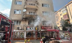 BOLU'DA 5 KATLI APARTMANDA YANGIN PANİĞİ