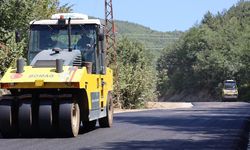 DÜZCE'DE İKİ KÖY SICAK ASFALTA KAVUŞTU