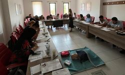 DÜZCE'DE KAMU PERSONELİNE İLK YARDIM EĞİTİMİ VERİLDİ