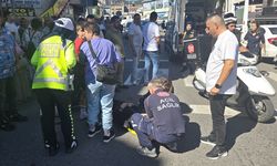 EREĞLİ'DE MOTOSİKLET YAYAYA ÇARPTI 2 KİŞİ YARALANDI