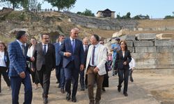 KÜLTÜR VE TURİZM BAKANI ERSOY, DÜZCE'DEKİ ÖNEMLİ PROJELERE DESTEK VERECEK