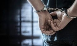ORMAN YOLUNDA BENZİNLE YAKALANAN ŞAHIS EV HAPSİNE ÇARPTIRILDI
